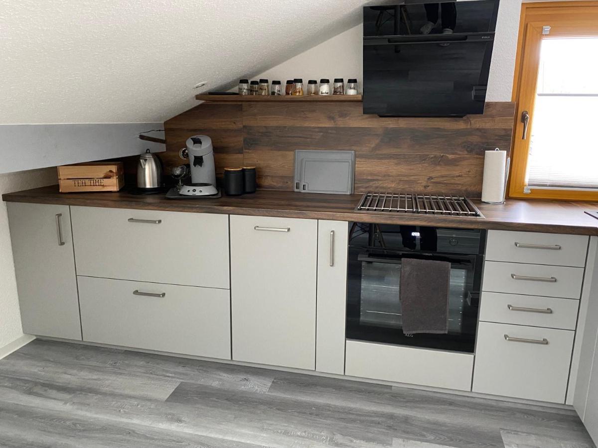 Ferienwohnung Auf Der Heide Ehringshausen Exterior foto